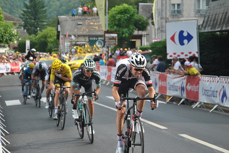 etape19-groupe-maillot-jaune